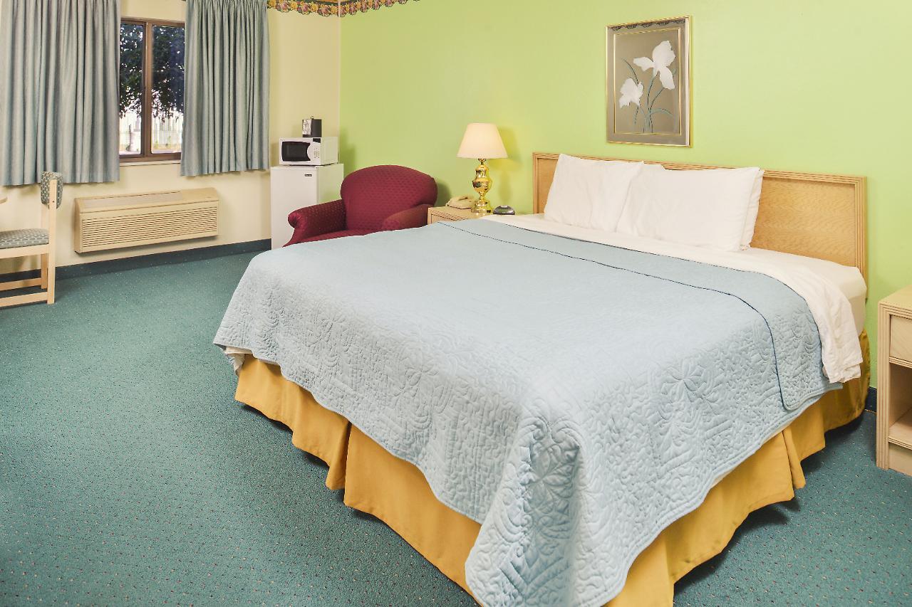 Americas Best Value Inn & Suites - Bluffton Kültér fotó