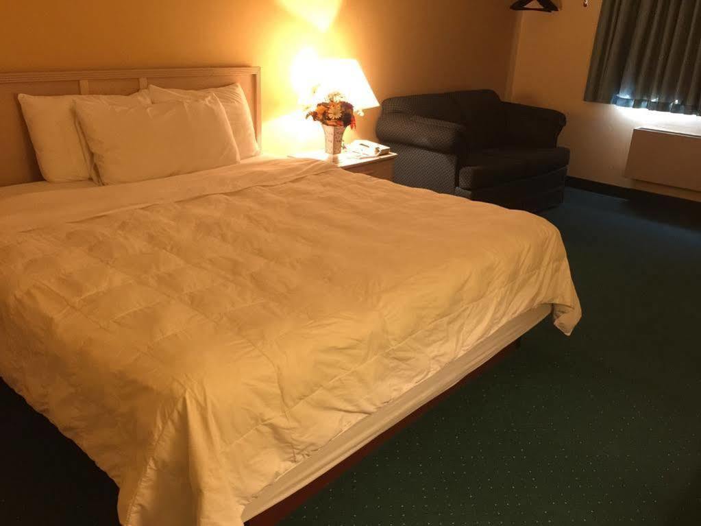 Americas Best Value Inn & Suites - Bluffton Kültér fotó