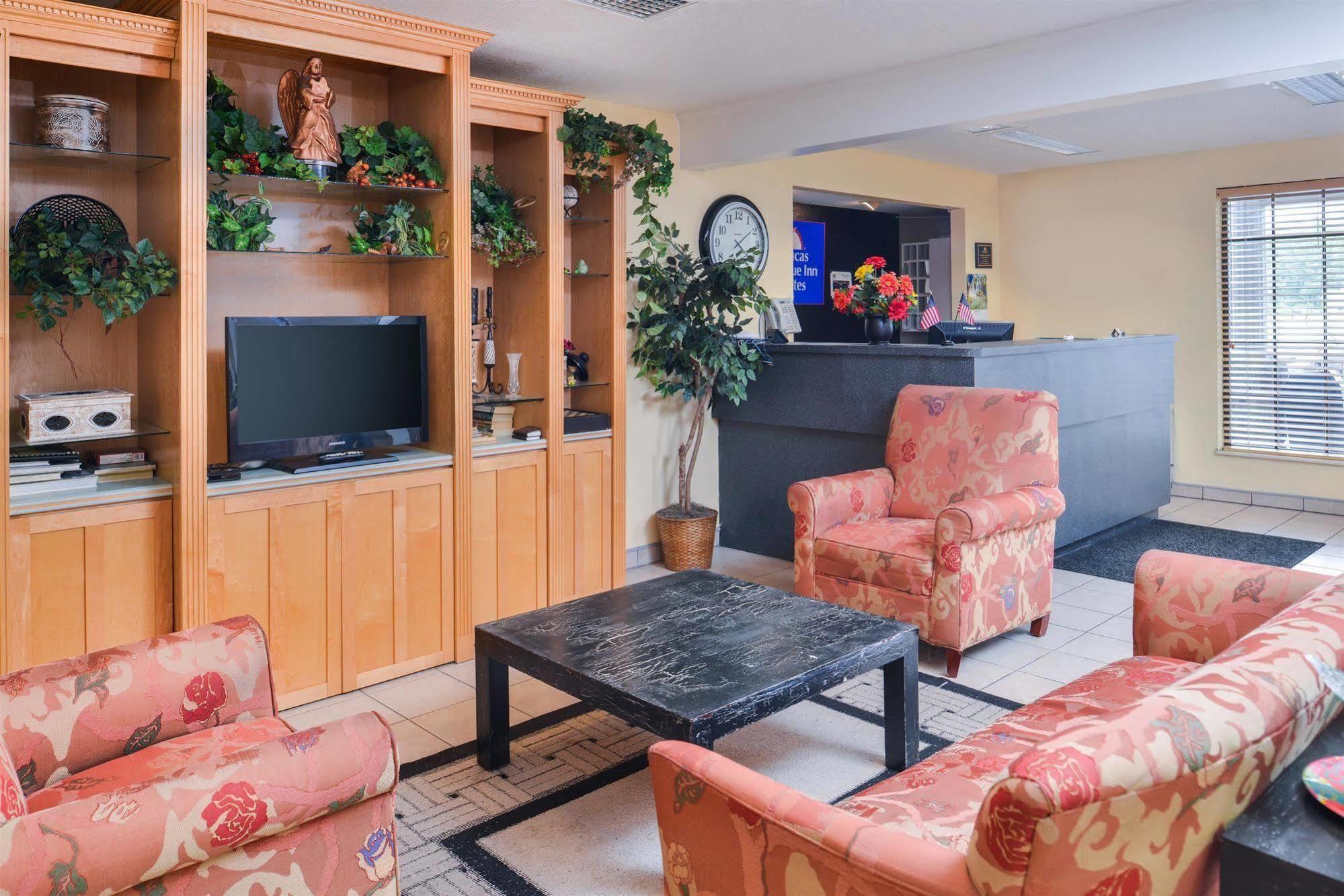 Americas Best Value Inn & Suites - Bluffton Kültér fotó