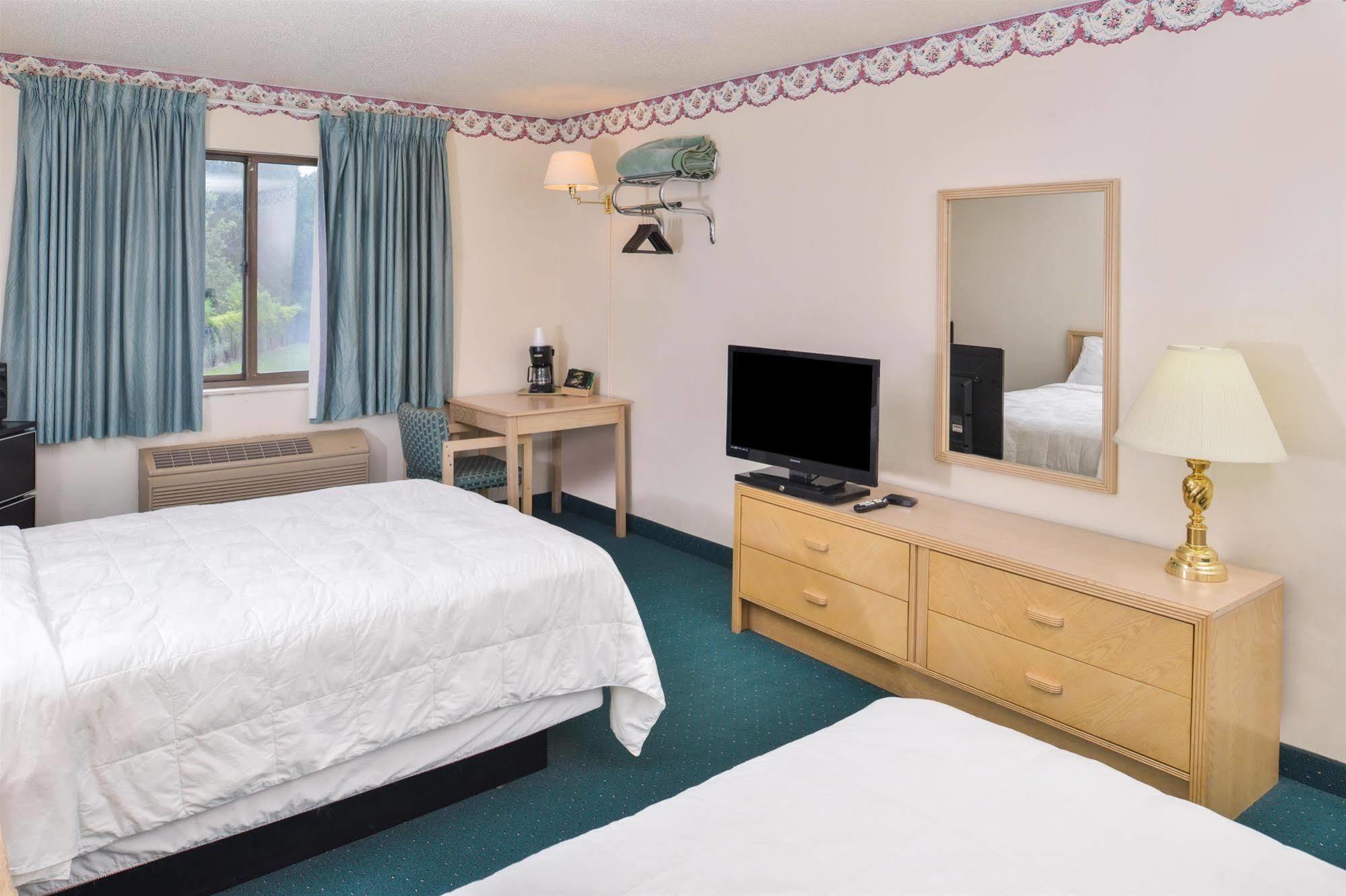 Americas Best Value Inn & Suites - Bluffton Kültér fotó